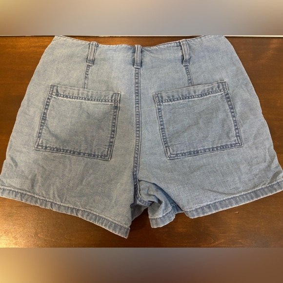 Universal Thread Blue Jean Shorts High-Waisted - Picture 5 of 5